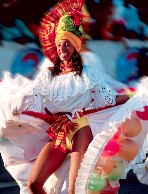 Danseuse au Carnaval de Pointe-�-Pitre