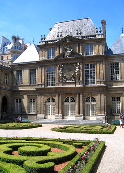 Un h&ocirc;tel particulier dans le Marais