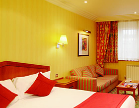 Le Thistle City Barbican Hotel