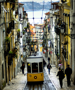 Le c&eacute;l&egrave;bre Tramway de Lisbonne
