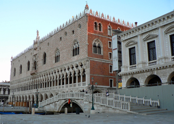 Le Palais des Doges &agrave; Venise