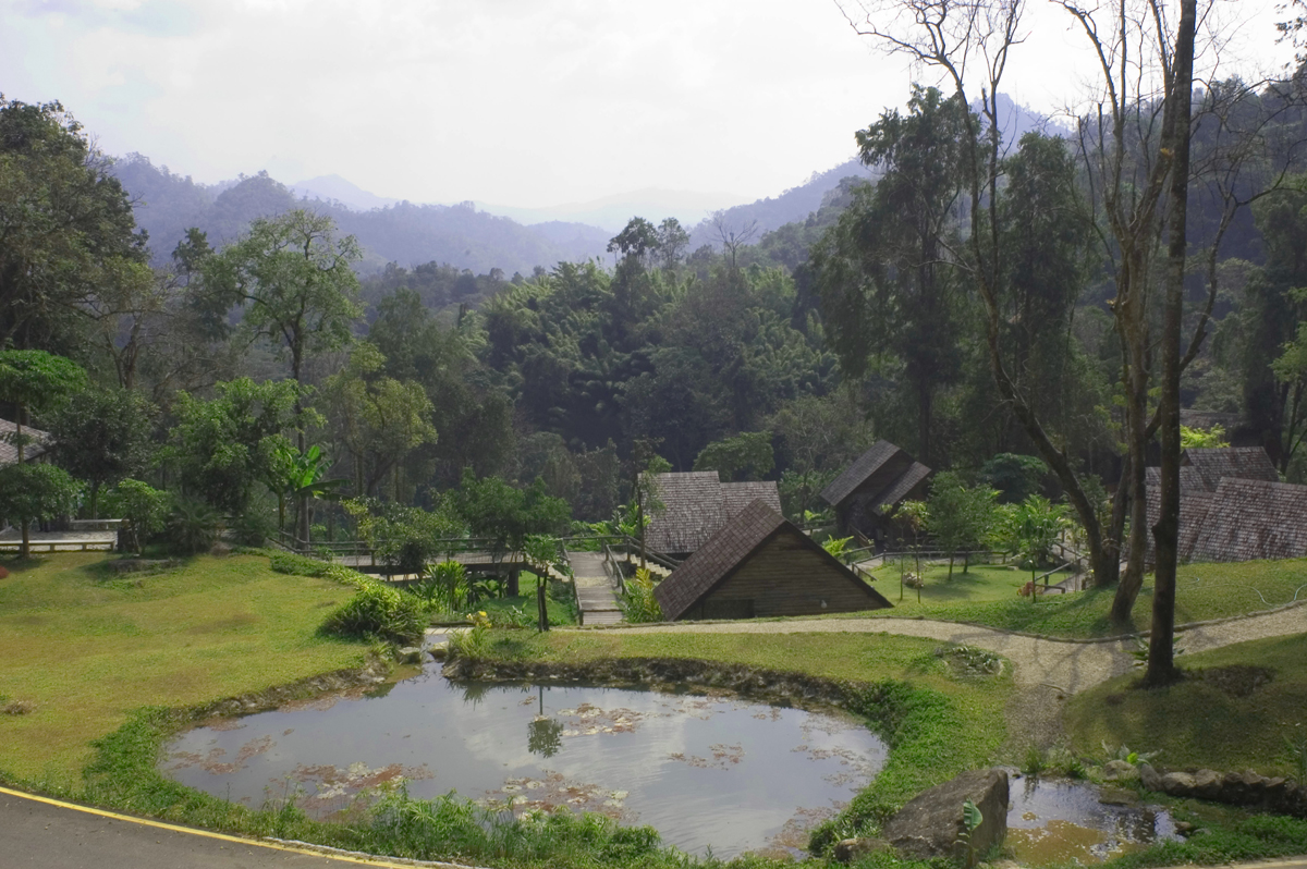 Küçük bir Tay köyünde kaplıca