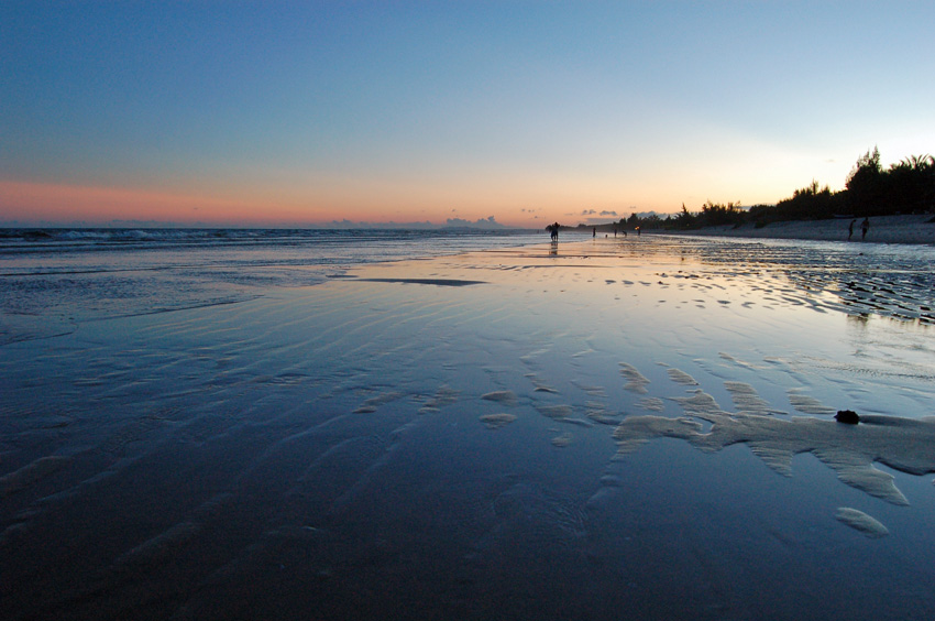 Zachód słońca na plaży Mui Ne