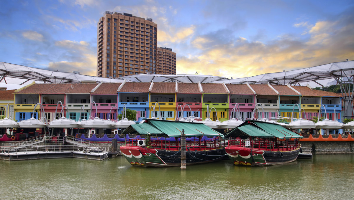 Singapur'daki tipik renkli evler