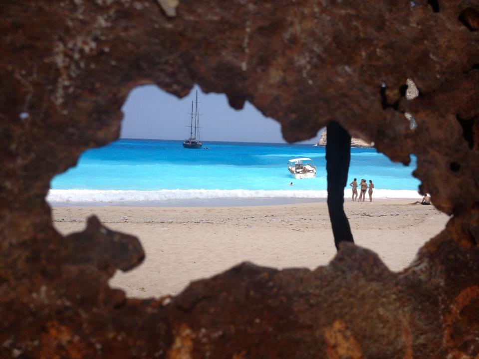 Les 10 plus belles photos de Navagio Beach, la plage des naufragés en Grèce