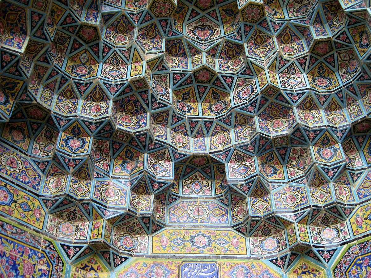 Détail de la mosquée rose de Shiraz en Iran