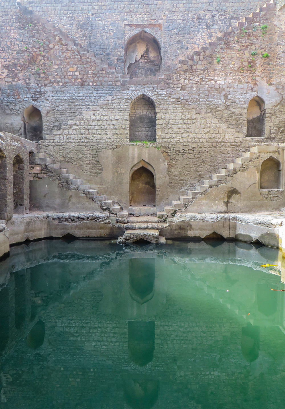 Victoria Lautman photographie les stepwells ou baolis en Inde