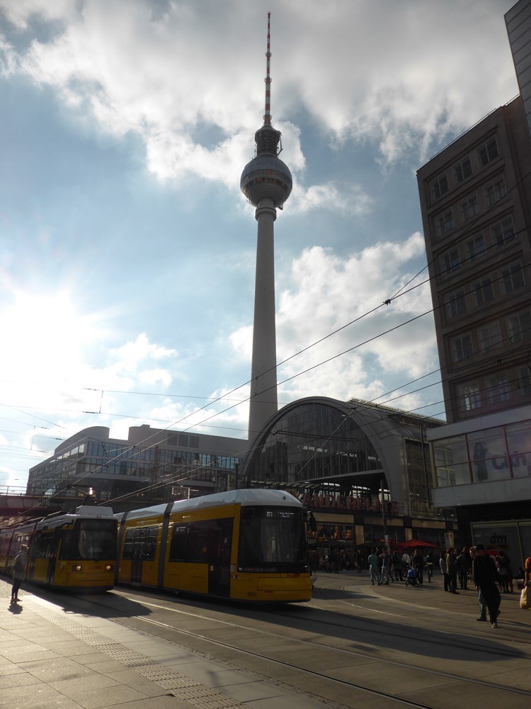 Fernsehturm sur Alexanderplatz