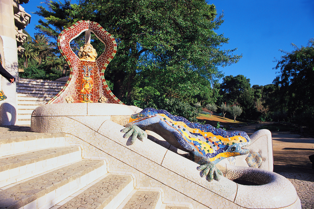 Le fameux dragon du Parc Güell dessiné par Gaudi