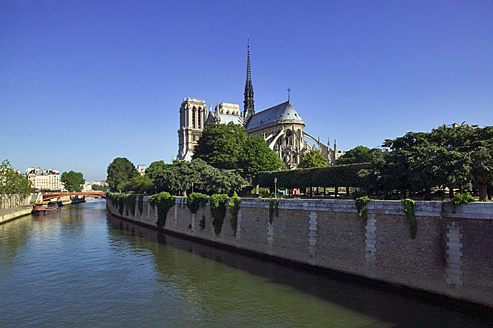 Notre-Dame de Paris, vue de derrière