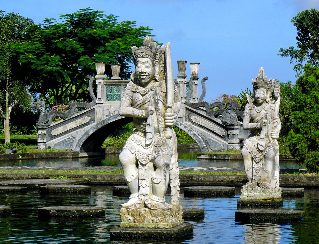Palais d'eau Tirta Gangga