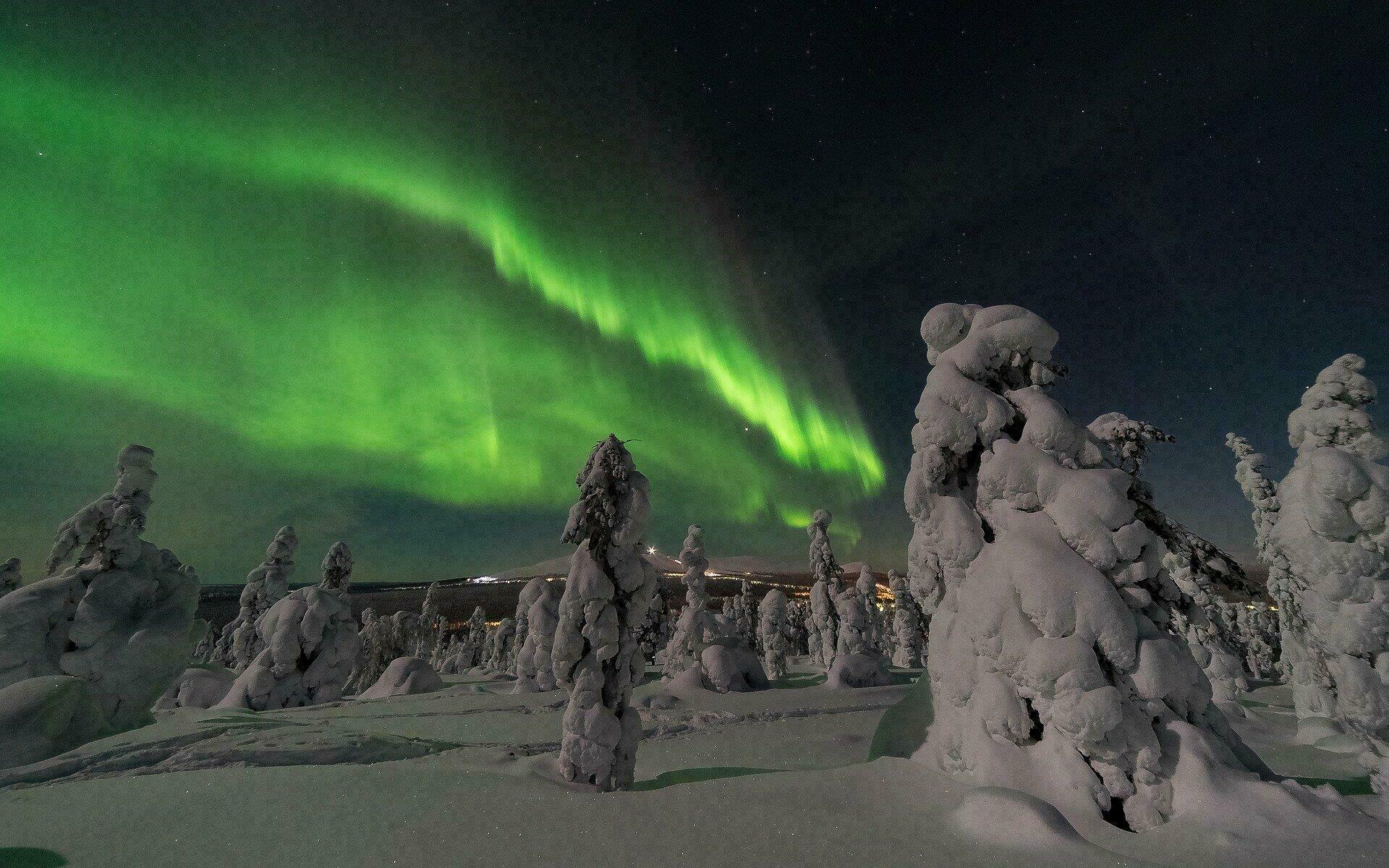 Les fameuses aurores boréales en Laponie finlandaise 