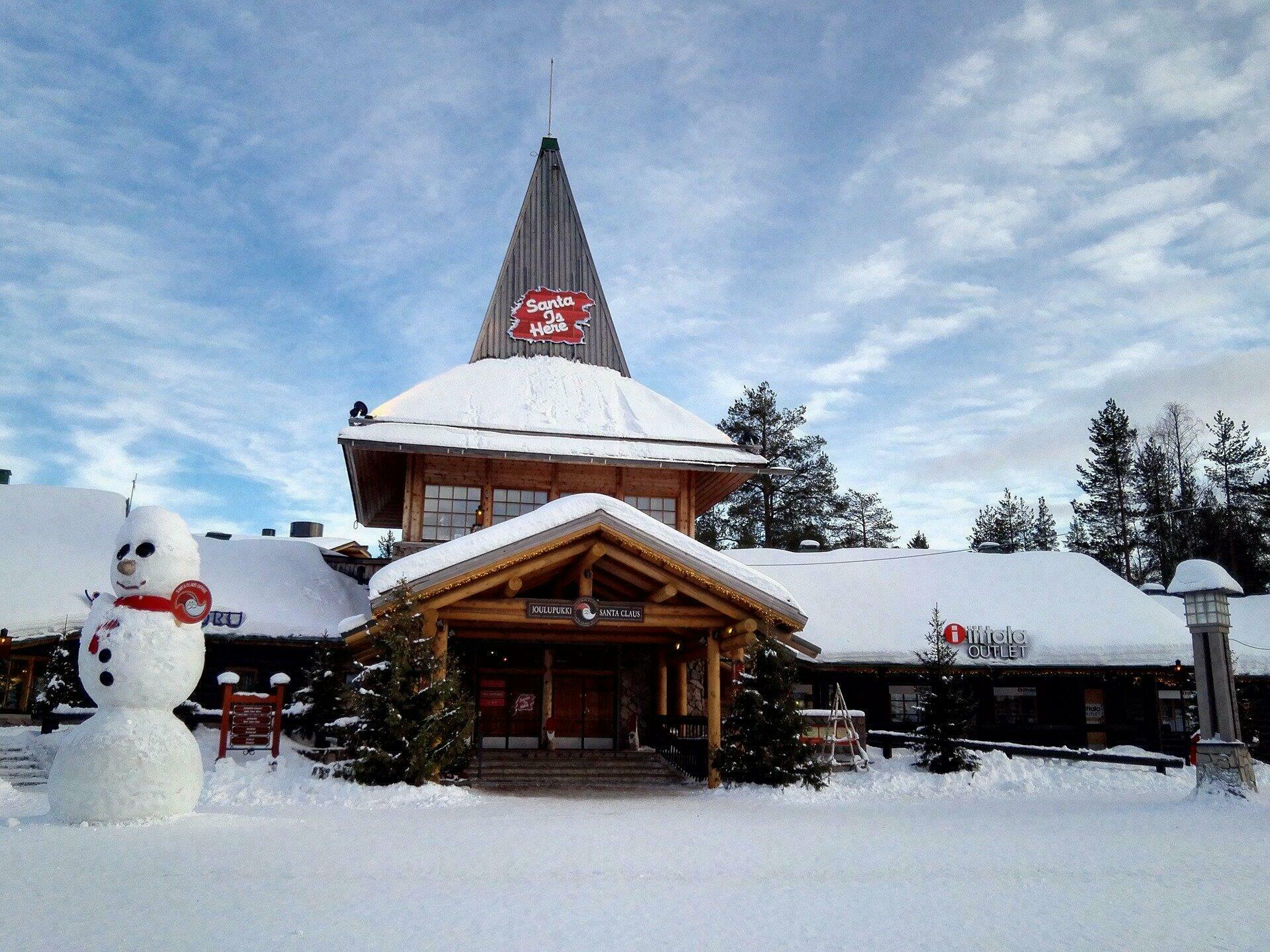 Le village du Père Noël dans la région de Rovaniemi