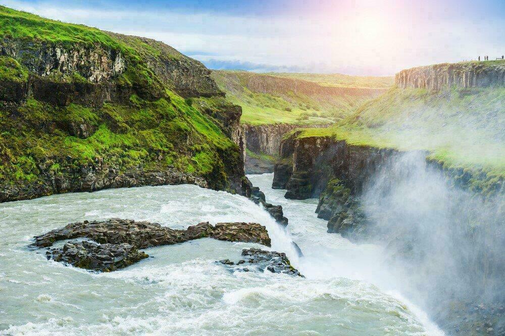 Chutes Gullfoss en Islande pour les amoureux de voyage