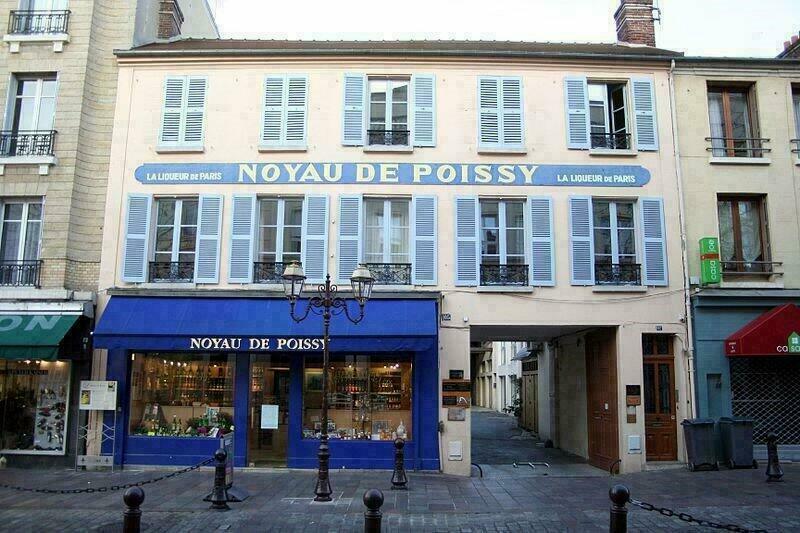 Distillerie du noyau de Poissy