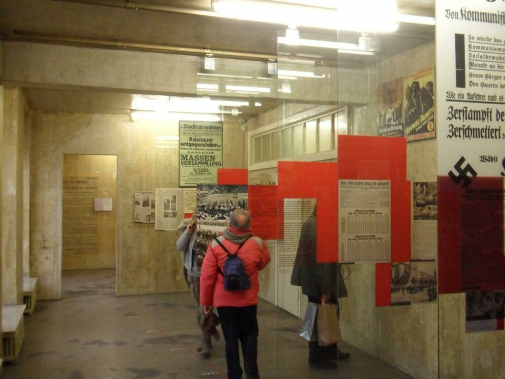 Le centre de documentation sur le nazisme