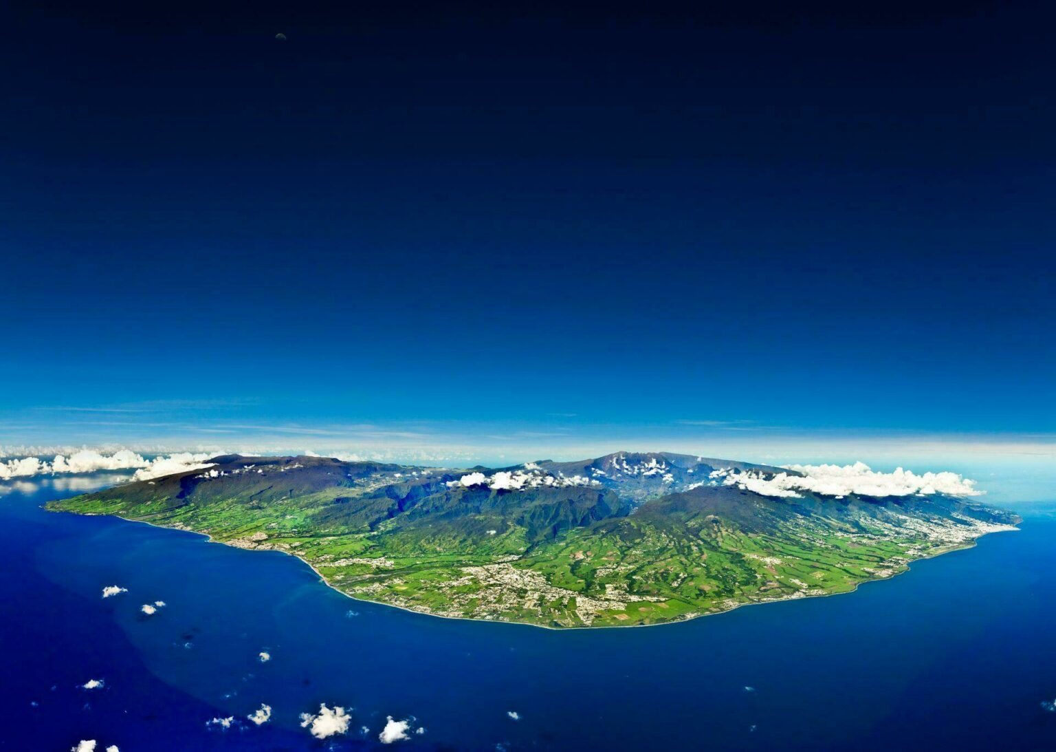 l-le-de-la-r-union-le-guide-de-voyage-indispensable