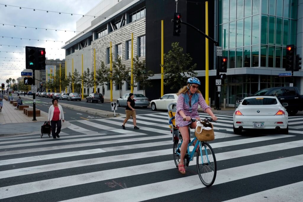 Une intersection à Los Angeles, un accident peut vite arriver