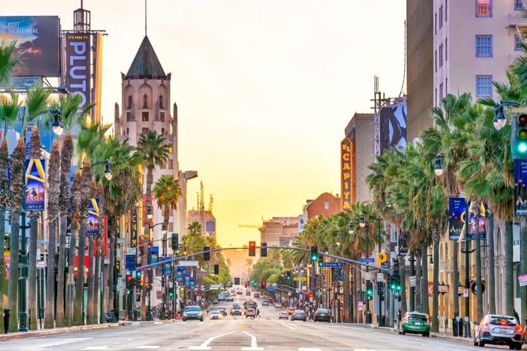 Vue du célèbre Hollywood Boulevard à Los Angeles