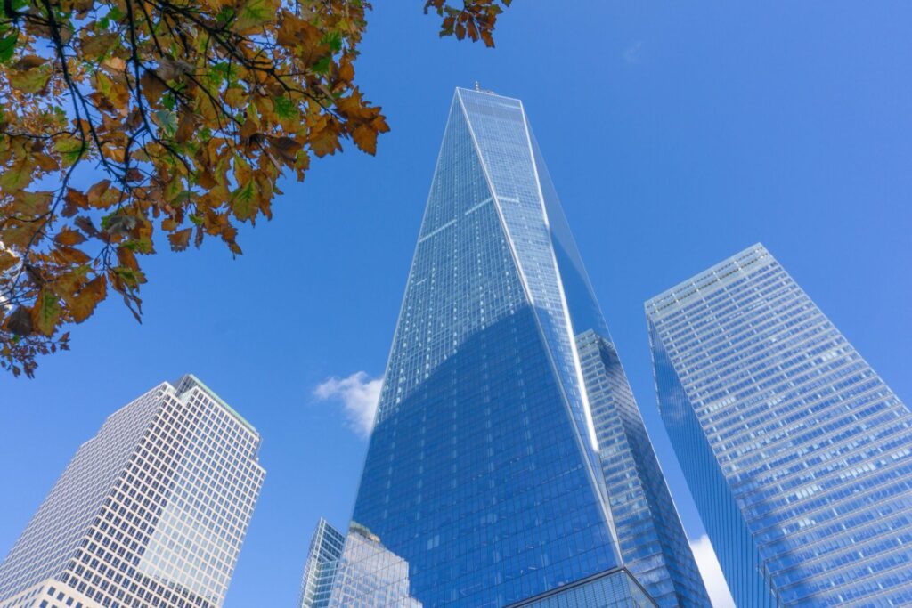 Au pied du One World Observatory