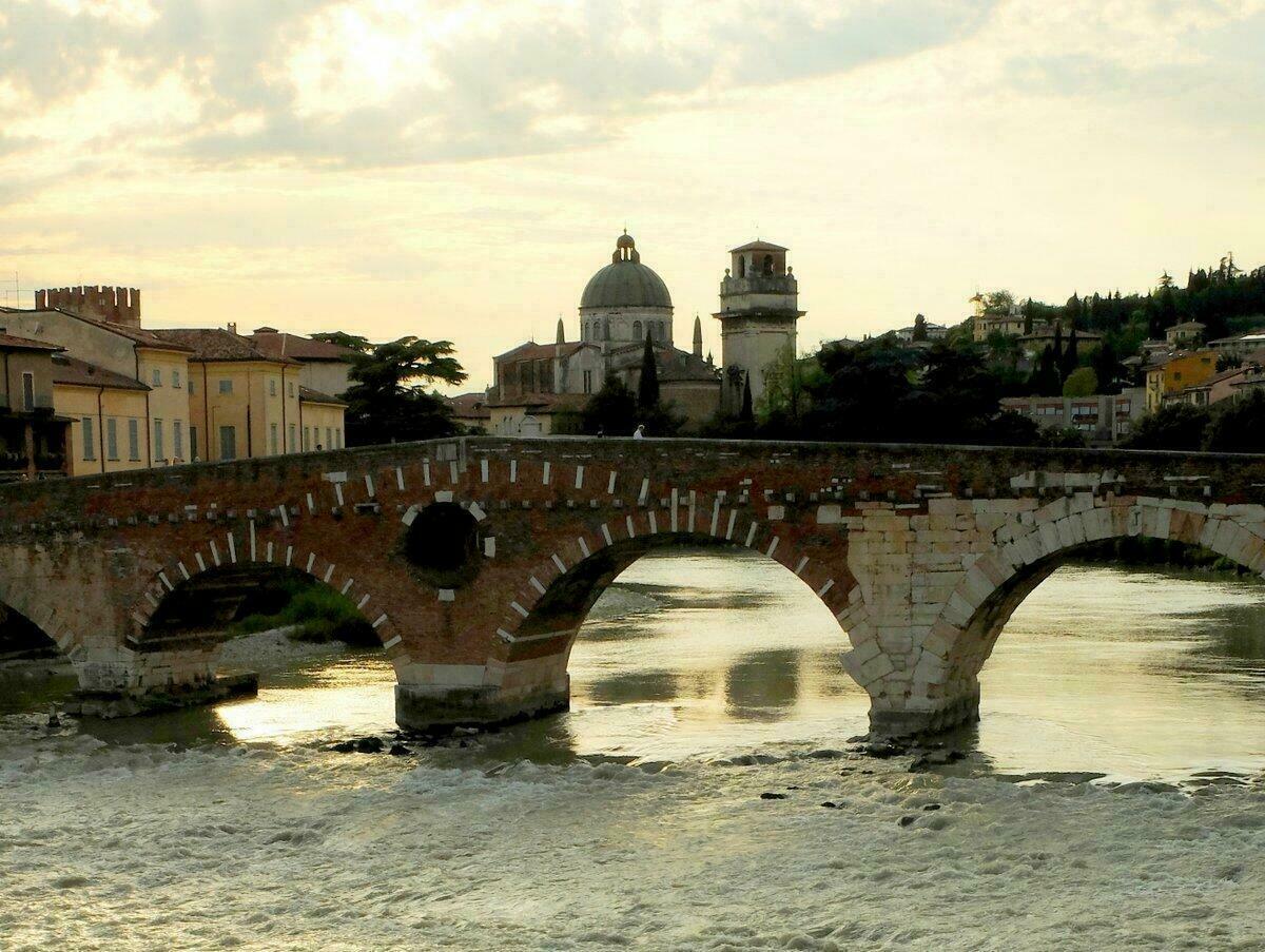 Ponte Pietra - Vérone