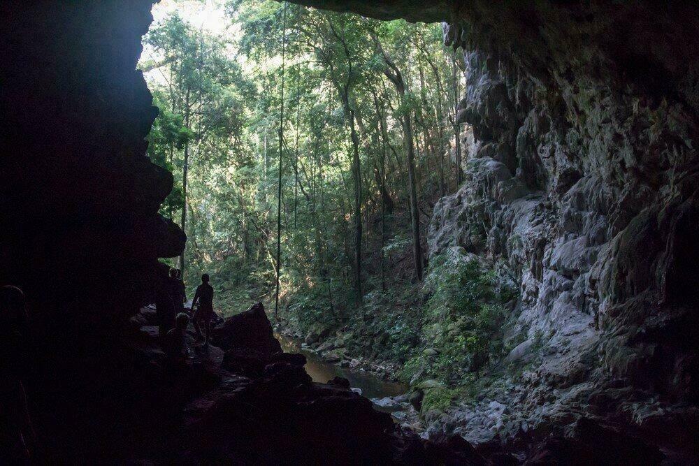 Belize'deki Maya mağarası