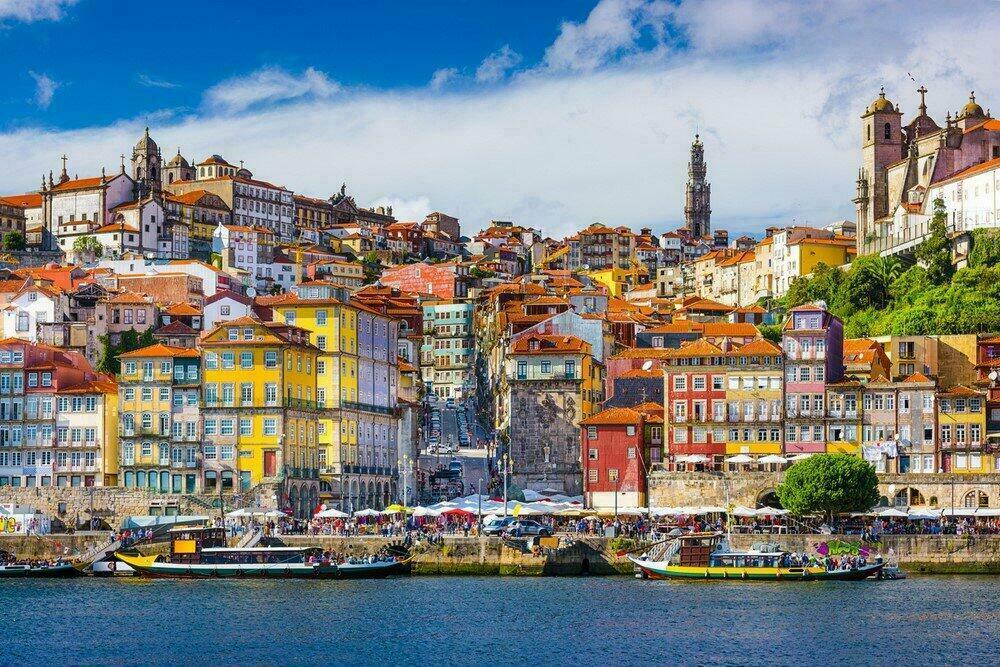 Vieille ville de Porto depuis le Douro