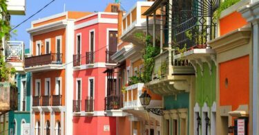 Maisons colorées typiques de San Juan