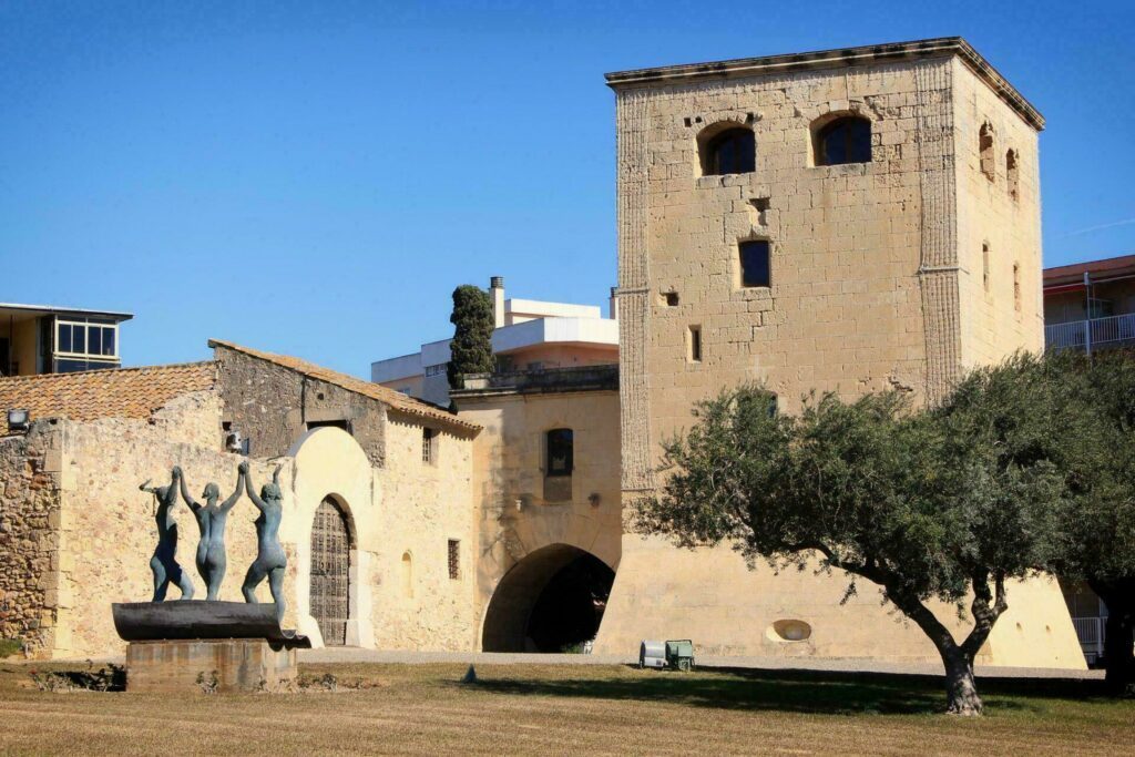 La vieille tour de Salout (Torre Vella)