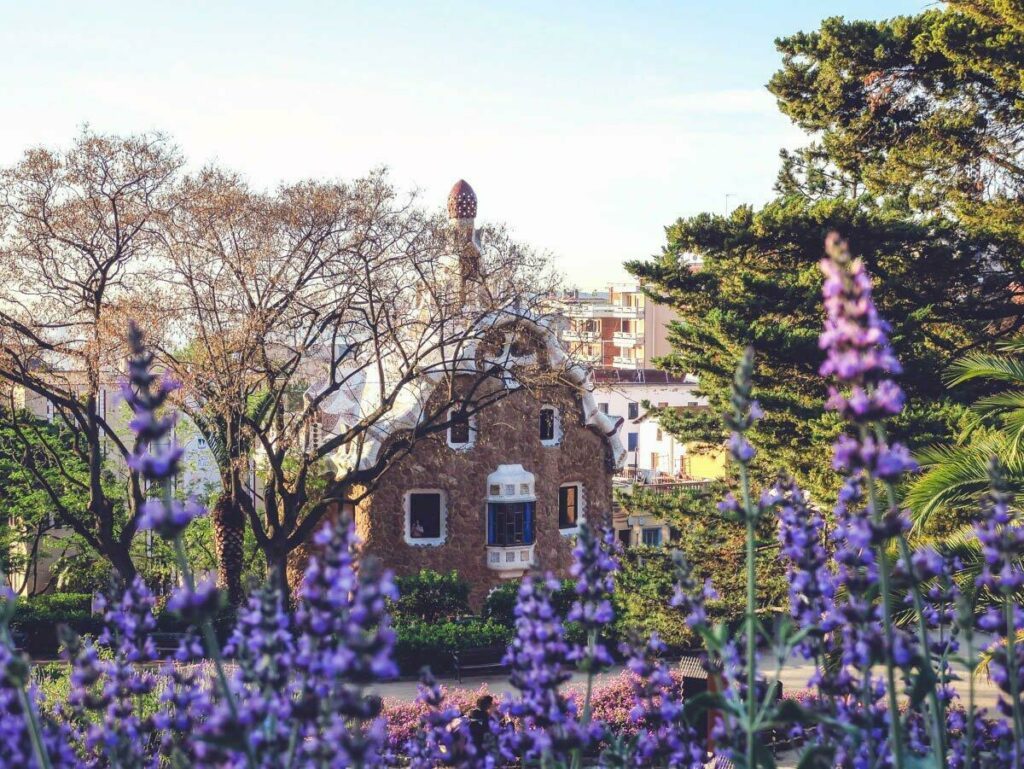 Une des rares maisons du parc