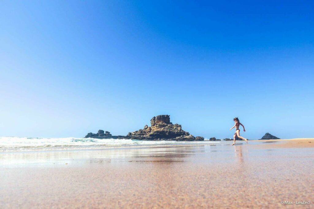 Praia do Castelejo en Algarve au Portugal, labellisée Pavillon Bleu