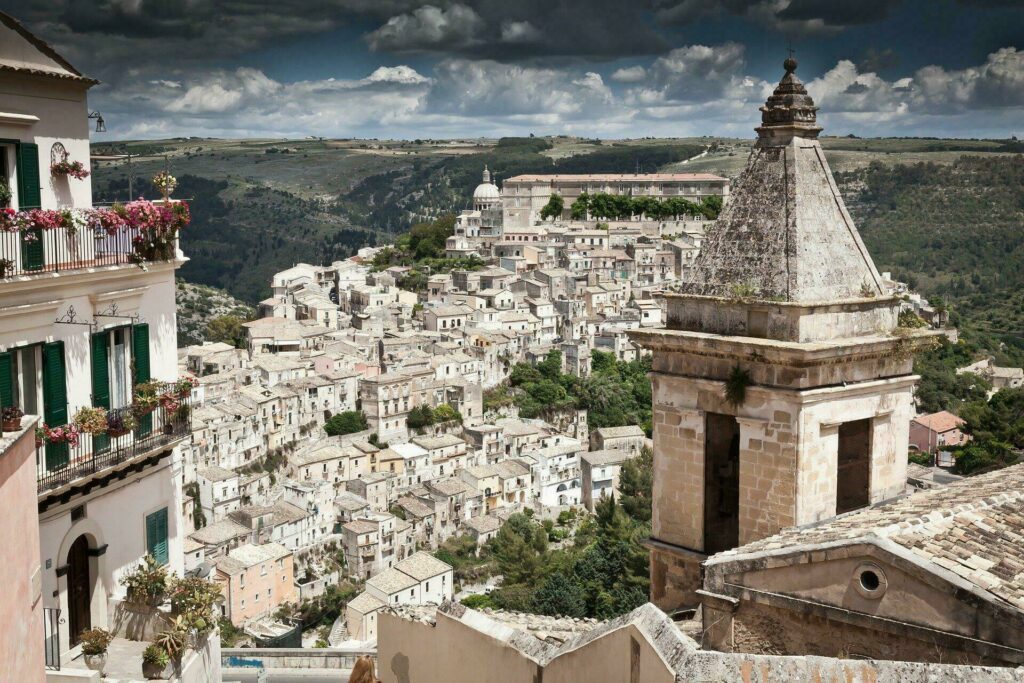 La petite ville charmante de Ragusa, en Sicile