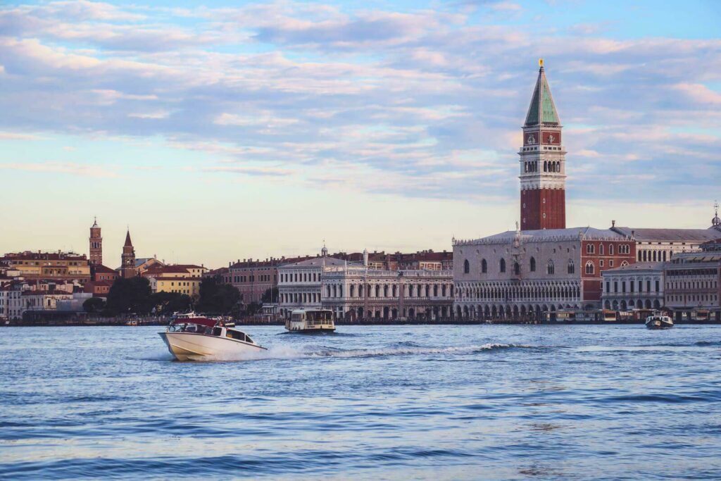 Venise s'éveille