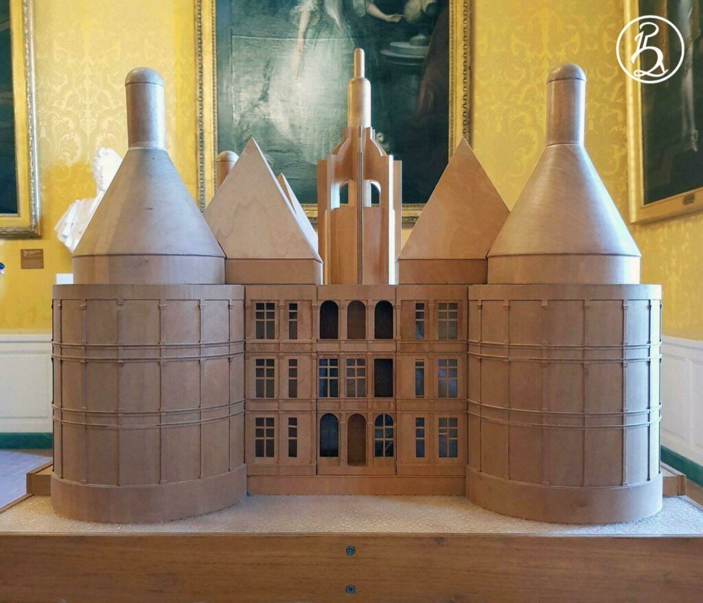 Maquette tactile de Chambord pour les malvoyants