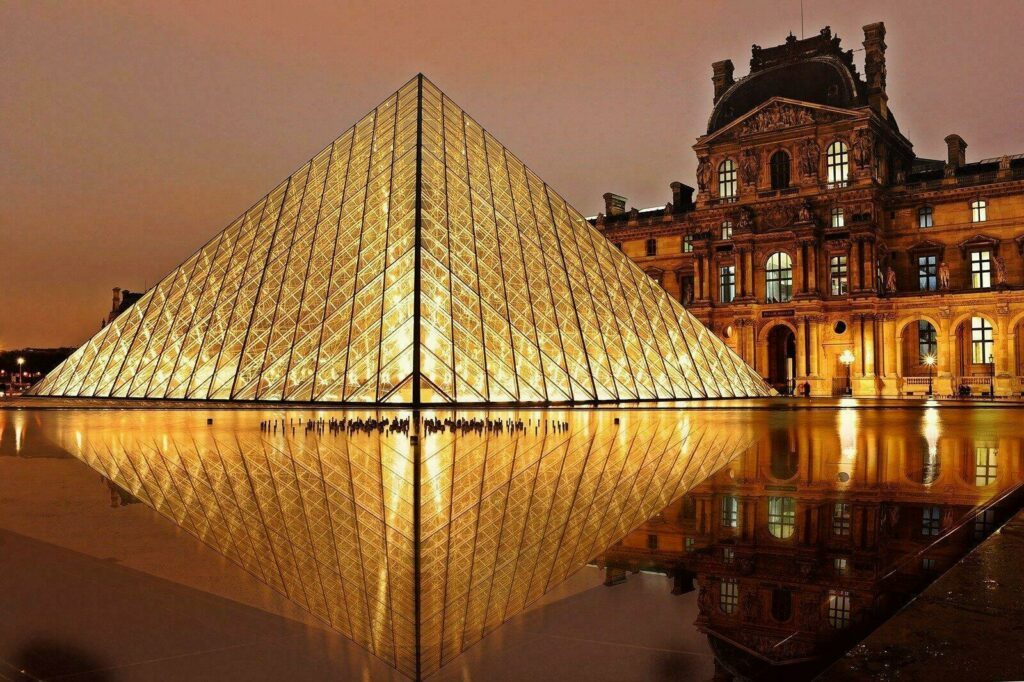 Louvre paris