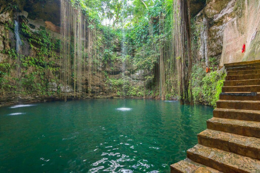 cenote Chichen Itza