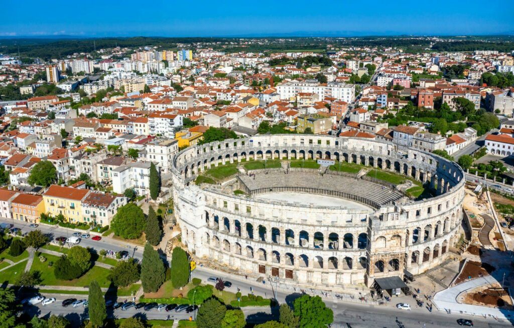 amphithéâtre Pula