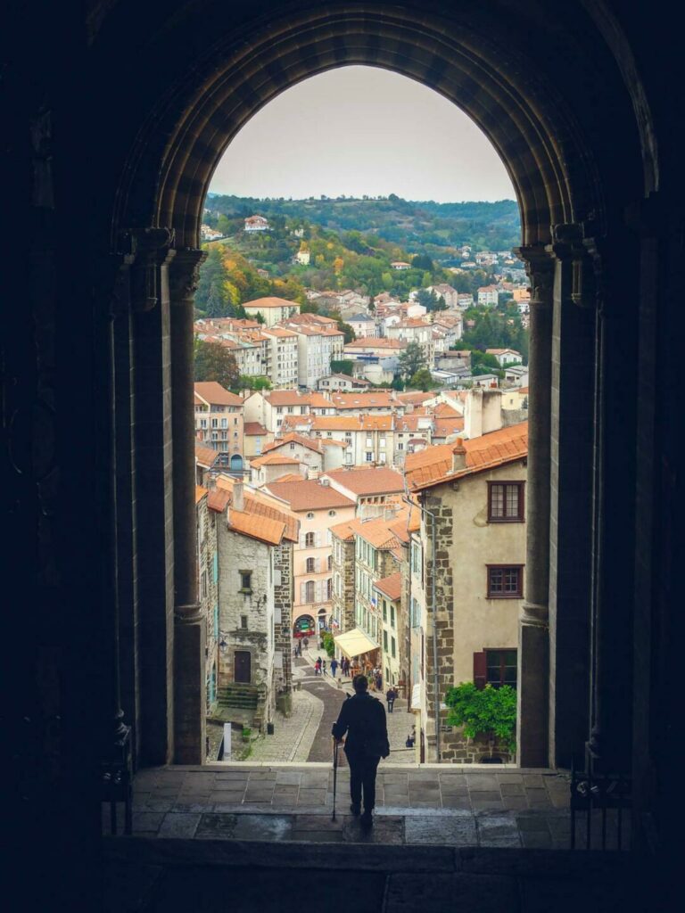 Porche de la cathédrale du Puy-en-Velay