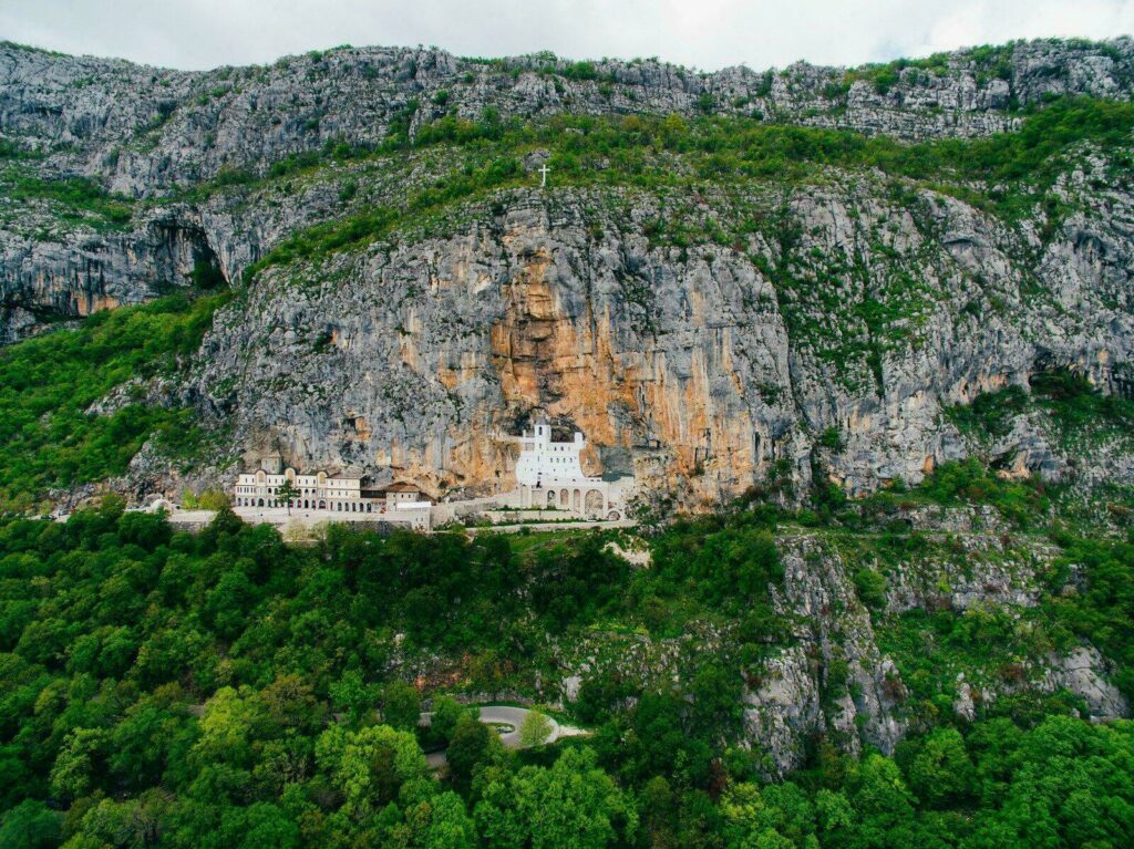 Monastère Ostrog