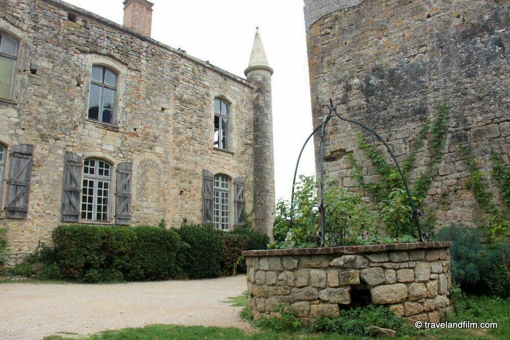 Visiter les châteaux du village de Bruniquel, dans le Tarn-et-Garonne