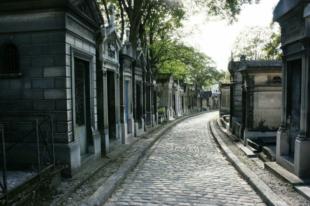 Le cimetière du père Lachaise à découvrir en tourisme de mémoire