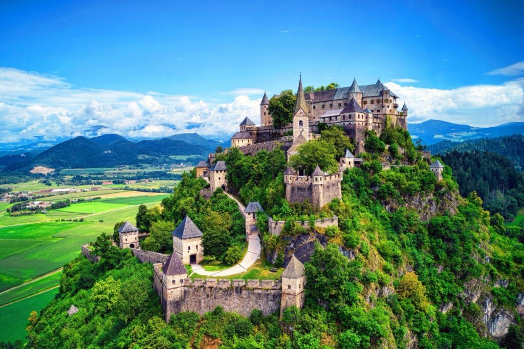 Le château d'Hochosterwitz situé en Carinthie, en Autriche
