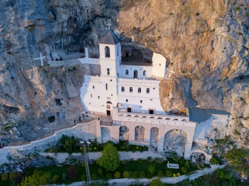 Monastère Ostrog