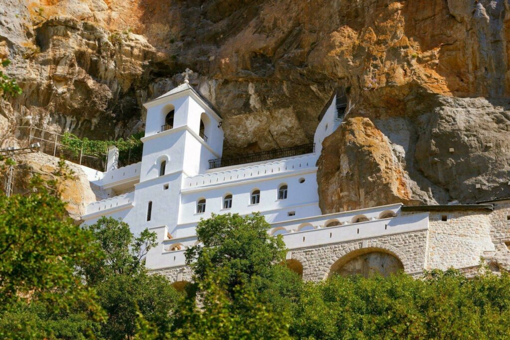 Monastère Ostrog