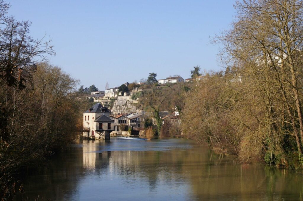 Clain Poitiers