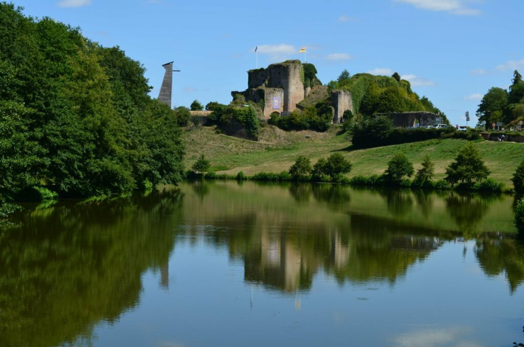 Château de Tiffauges à faire en Vendée