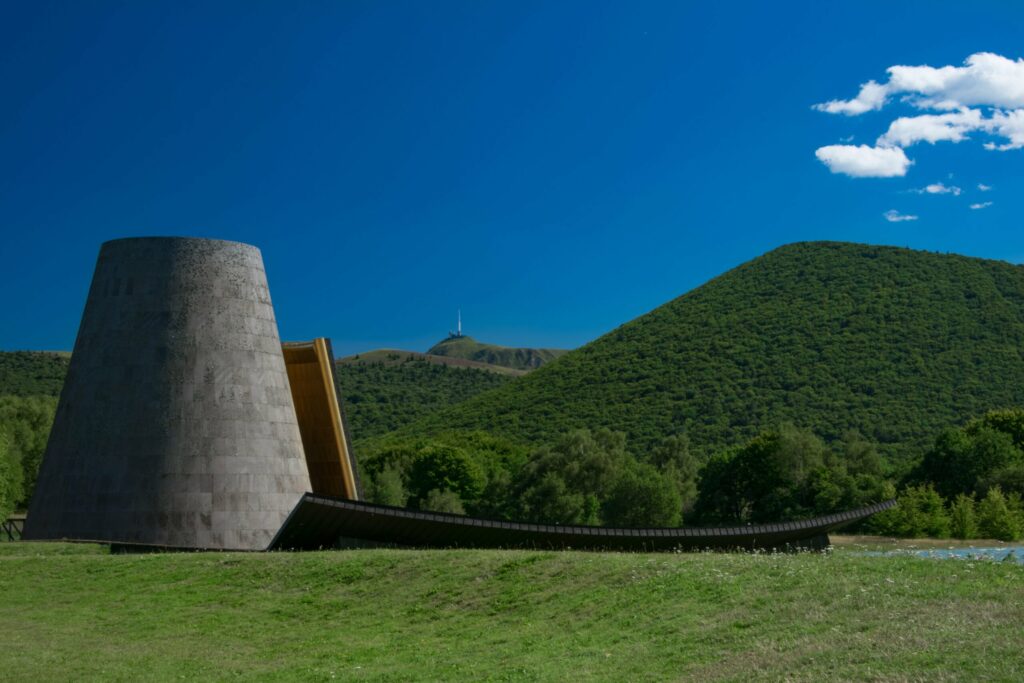 Vulcania dans le parc national des volcans d'Auvergne