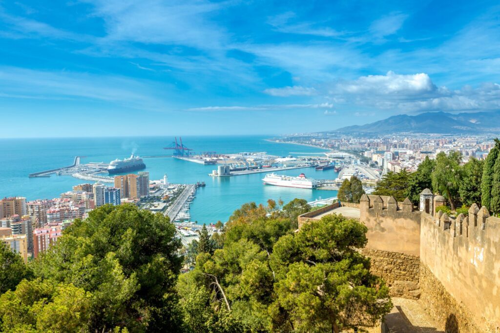 Vue panoramique sur le port de Malaga