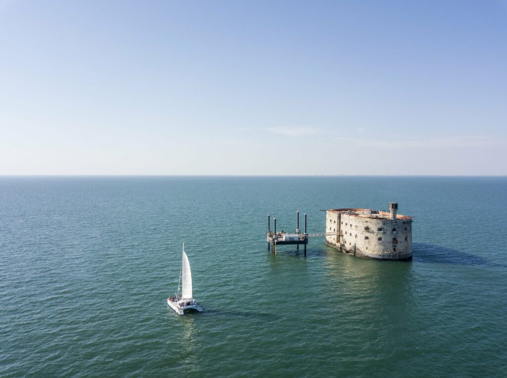 Naviguer près du Fort Boyard