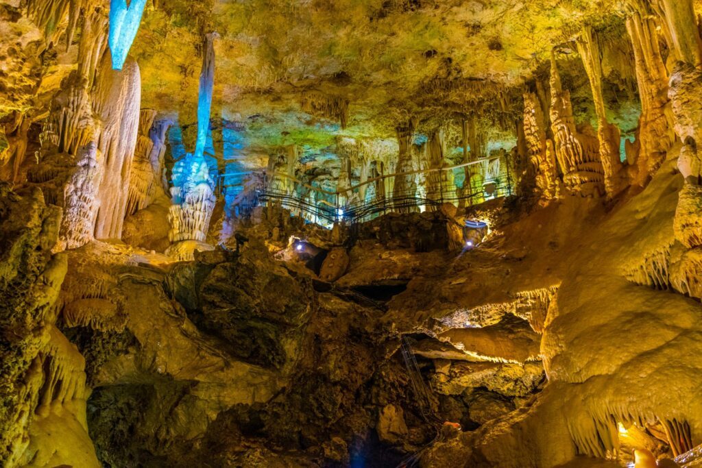 La grotte de l'observatoire